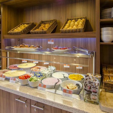 Holiday Inn Express Hamburg - St. Pauli-Messe Екстериор снимка