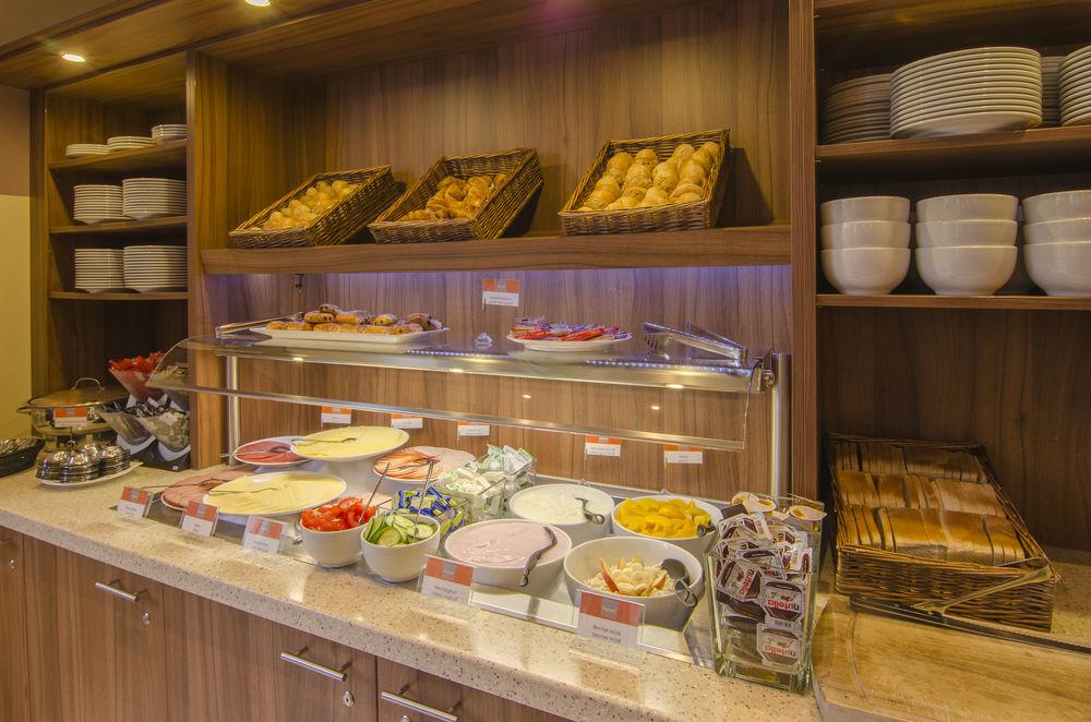 Holiday Inn Express Hamburg - St. Pauli-Messe Екстериор снимка