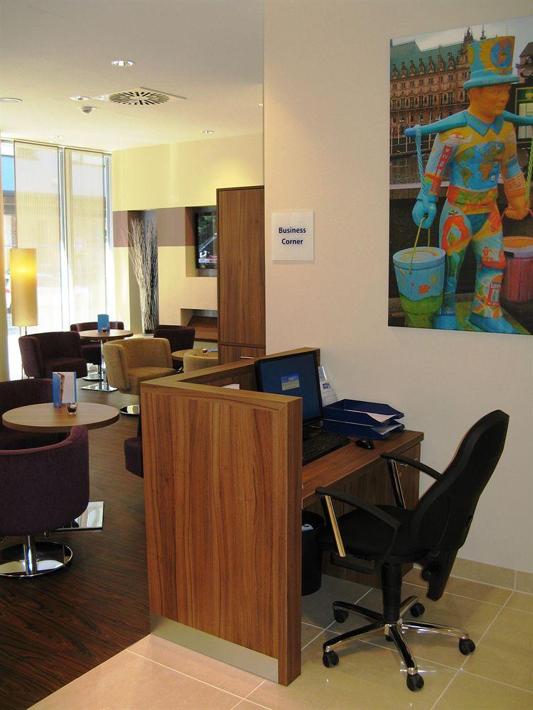 Holiday Inn Express Hamburg - St. Pauli-Messe Екстериор снимка