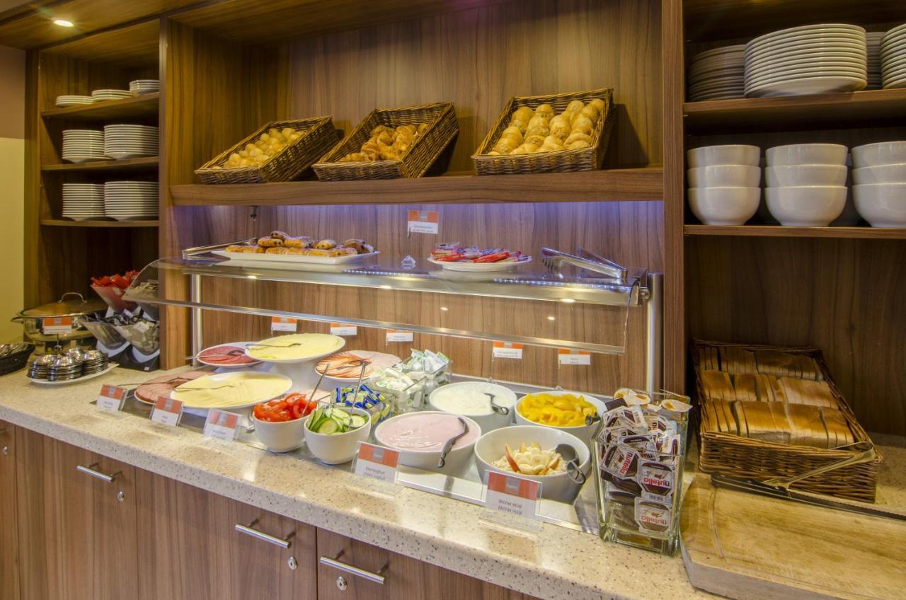 Holiday Inn Express Hamburg - St. Pauli-Messe Екстериор снимка